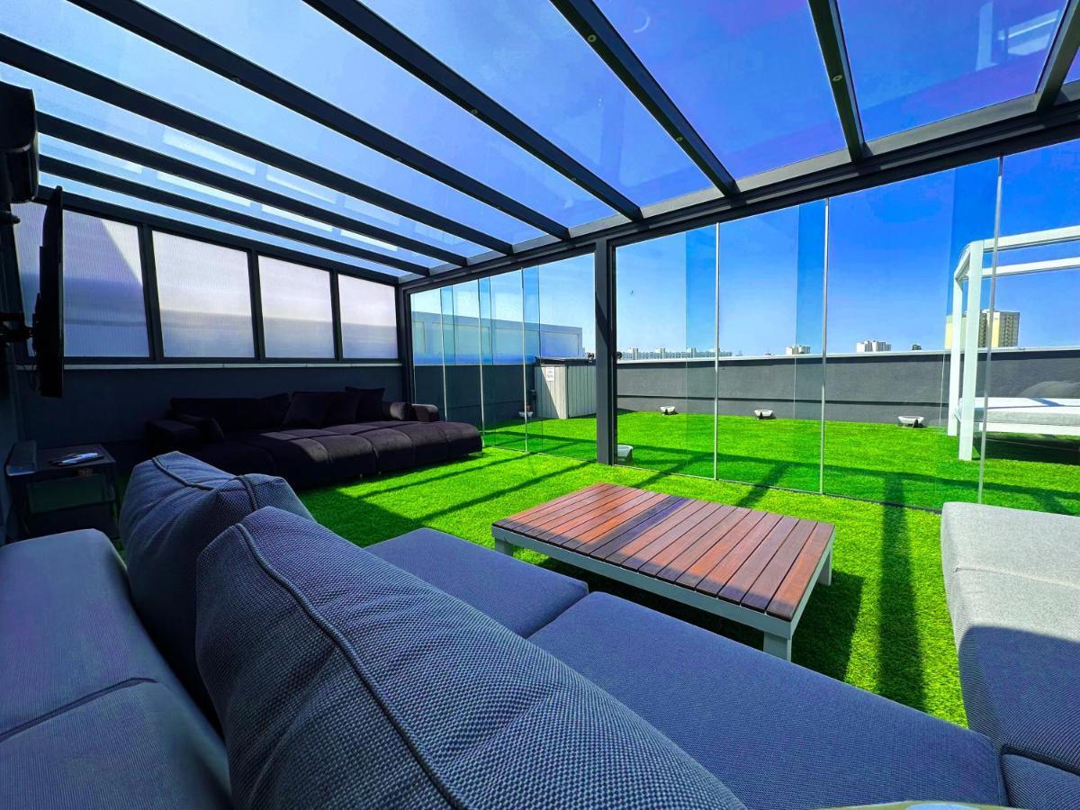 Luxury Z Duzym Tarasem - Park Apartmán