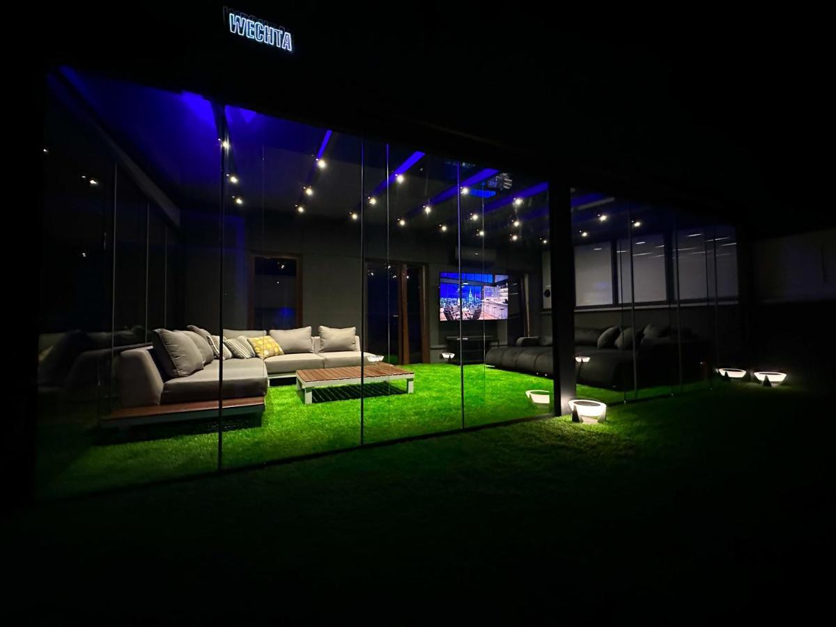 Apartment Luxury Z Duzym Tarasem - Park Posen