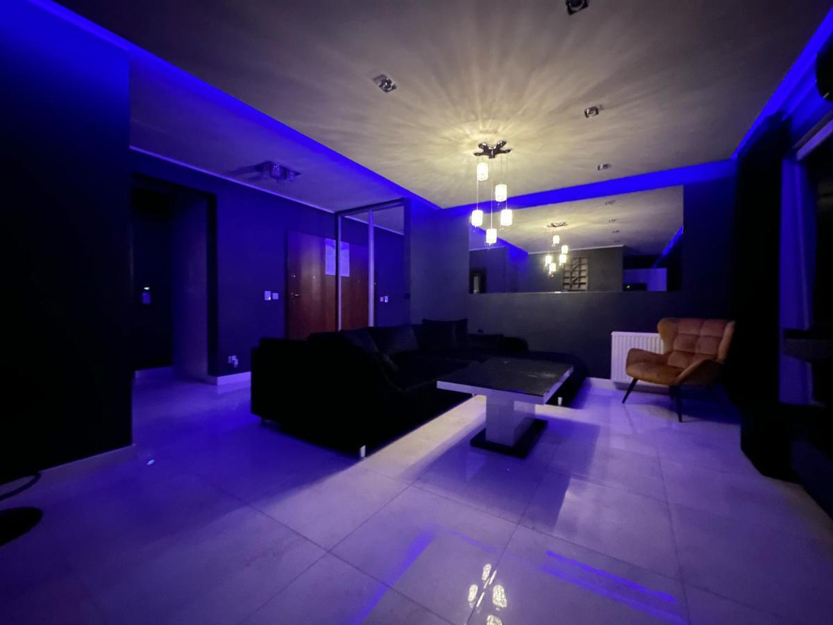 Luxury Z Duzym Tarasem - Park Apartment
