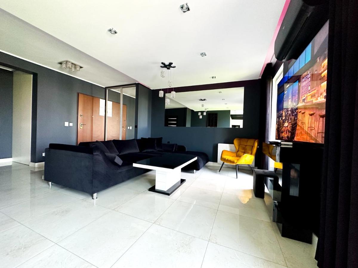 Luxury Z Duzym Tarasem - Park Apartment Posen