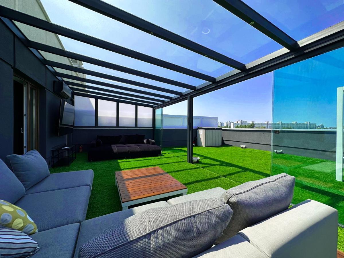 Luxury Z Duzym Tarasem - Park Apartment *