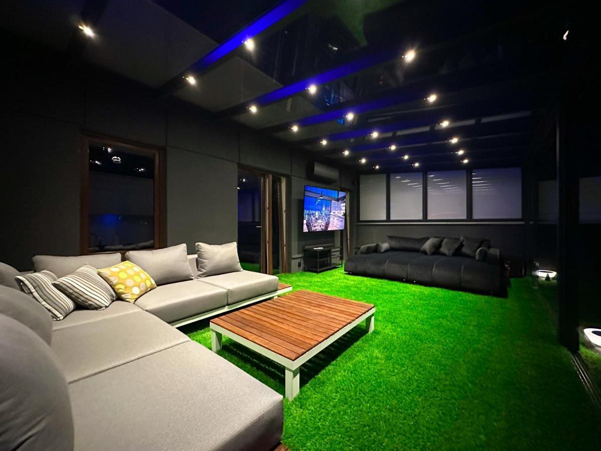 Luxury Z Duzym Tarasem - Park Apartment